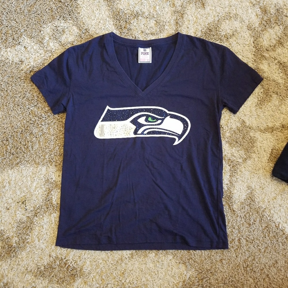 VS PINK Seahawks T size XS